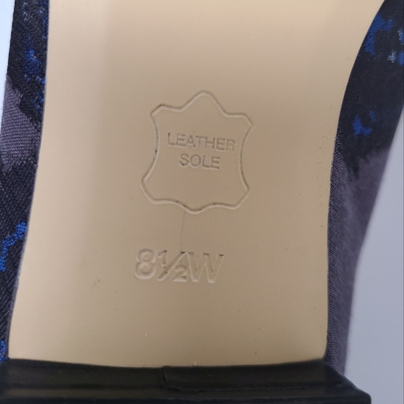 Talbots Blue & Black Textured Fabric Almond Toe Flats 8½ Wide - Picture 11 of 12